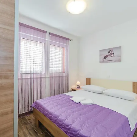Apartman Beautiful In Biograd With Kitchen *