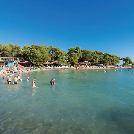 Beautiful In Biograd With Kitchen
