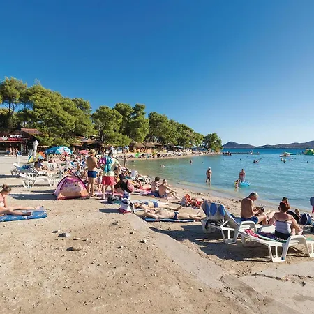 Beautiful In Biograd With Kitchen